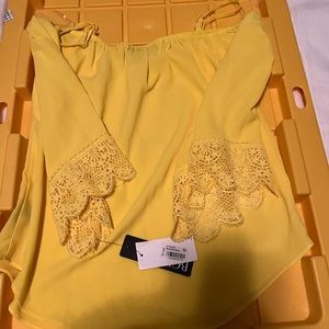 BCX womens off the shoulder flare sleeve top yellow xxs